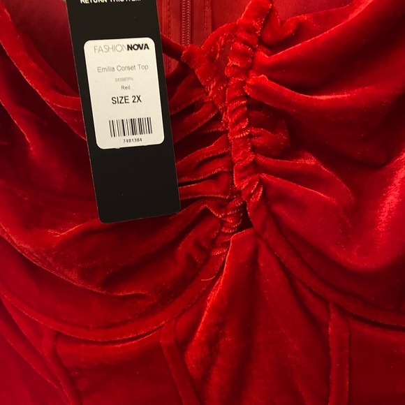 Red Velvet Top - Picture 3 of 3